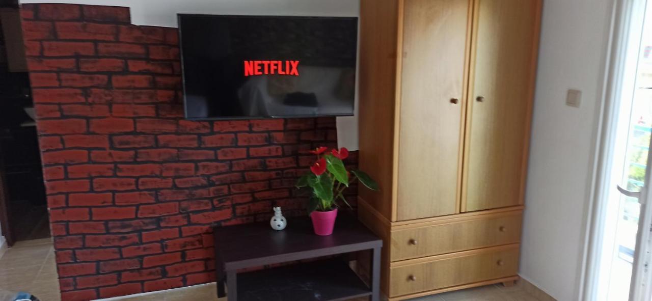شقة Studio Near The Port !!! Paralía المظهر الخارجي الصورة